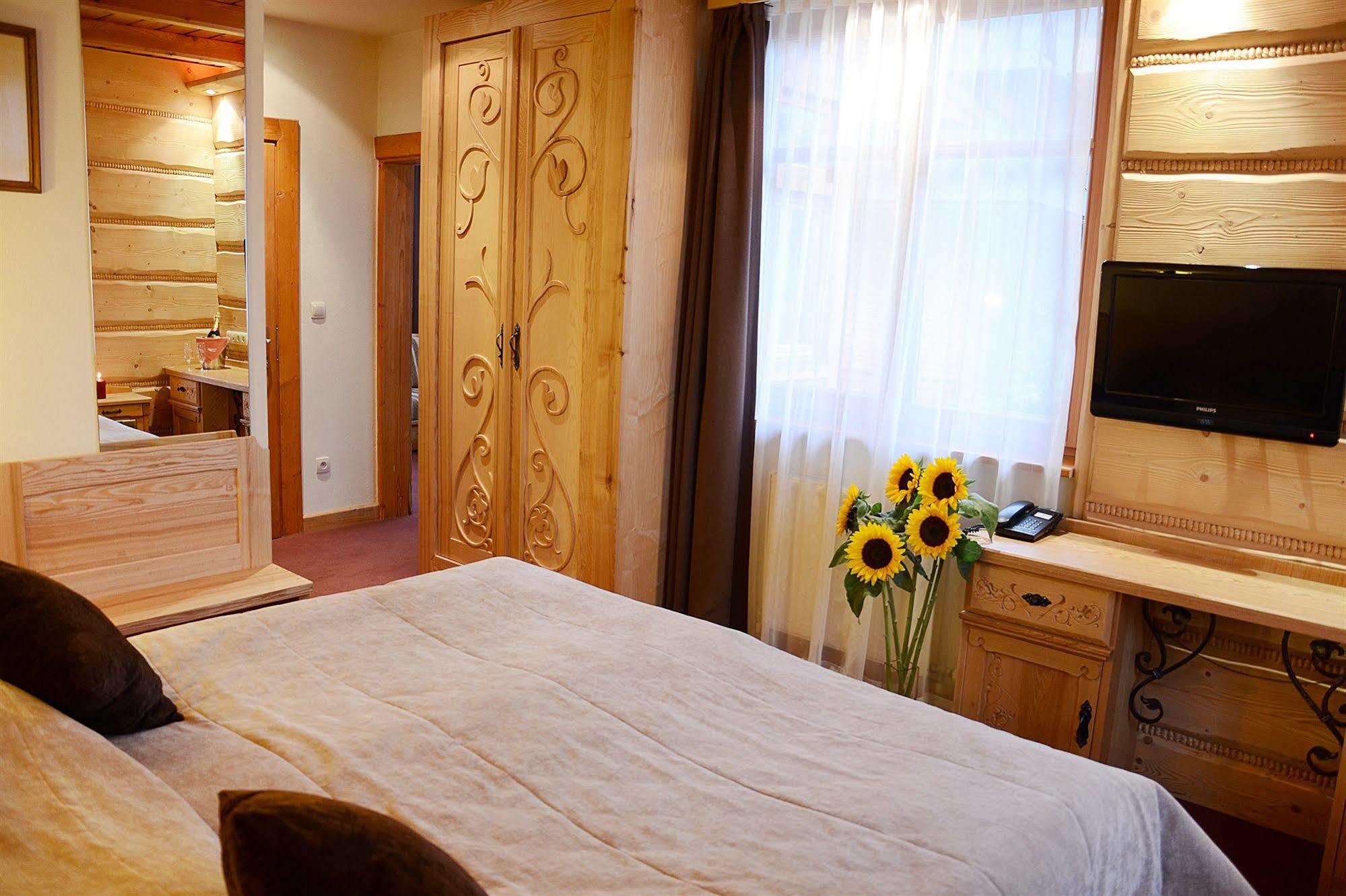 Hotel Sabala Закопане Экстерьер фото